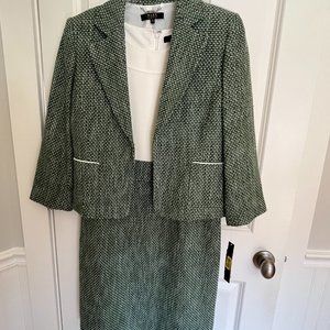 🏷️⬇️ Alex Marie Suit Dress - Size 10